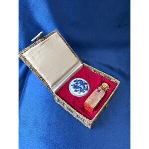 Vintage Case with Soapstone Foo Dog Stamp and Porcelain Ink Dish